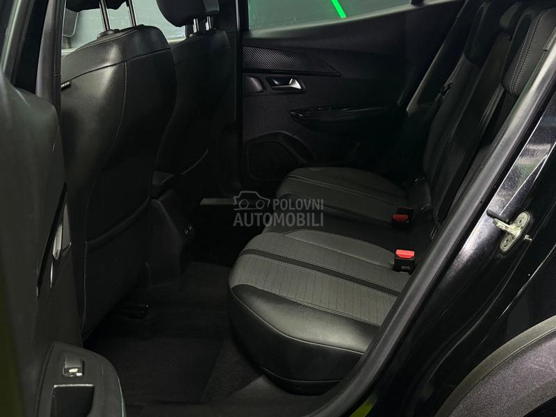 Peugeot 2008 1.2B/ALLURE/VIRTU