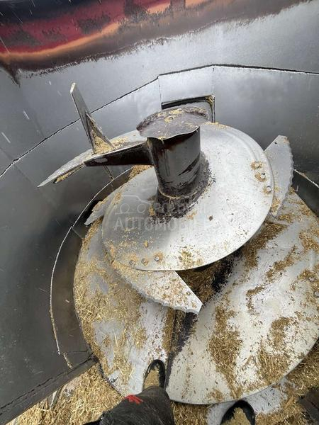 BvL Strautmann verti mix 750