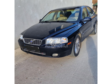 Volvo S80 