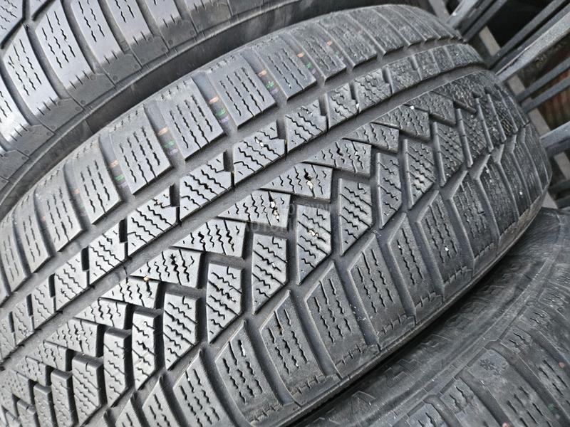 Continental 225/55 R17 Sve sezone