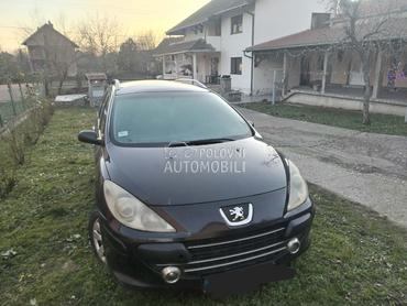 Far za Peugeot 307 od 2004. do 2008. god.