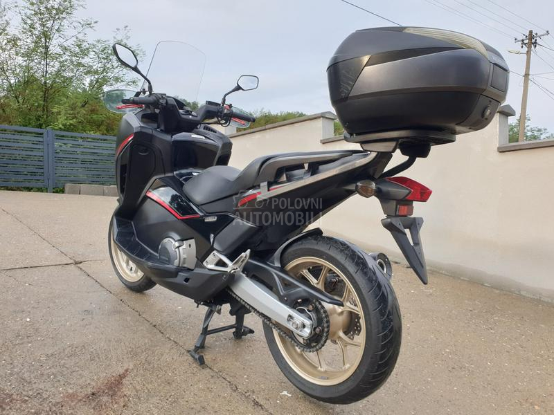 Honda nc 750 S Integra