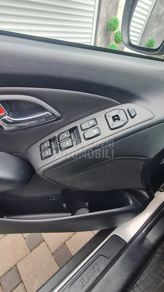 Hyundai ix35 1.7 CRDI PREMIUM