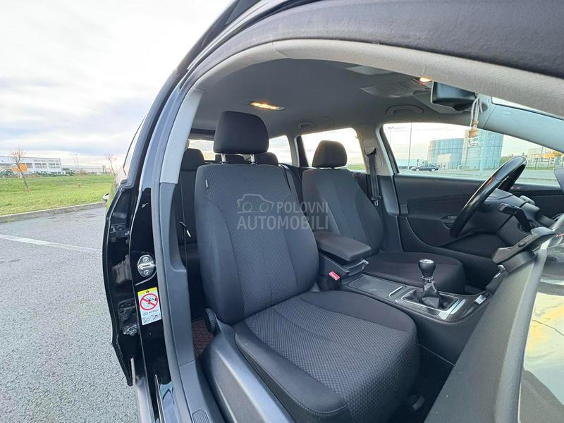 Volkswagen Passat B6 2.0 tdi Common Rail