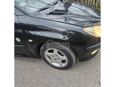 Desno krilo za Peugeot 206