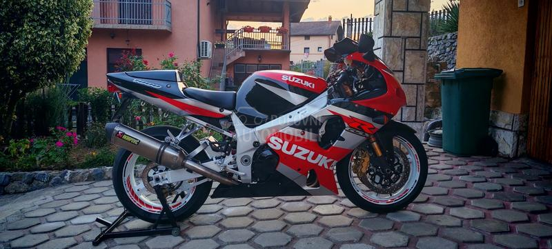 Suzuki GSXR 1000 K1