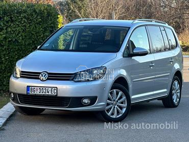 Volkswagen Touran 1.4 TGI Dsg Nav