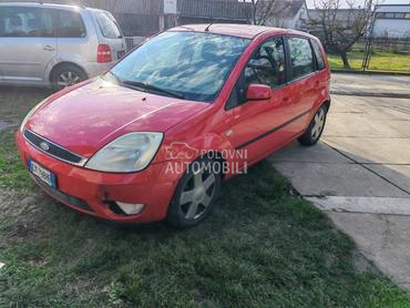 Ford Fiesta 1,4tdc 2005. god. -  kompletan auto u delovima