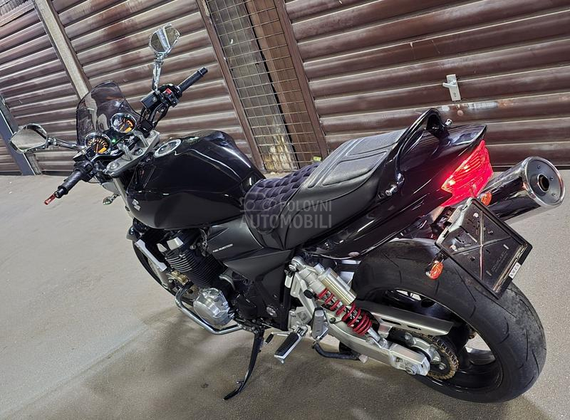 Suzuki gsx1400