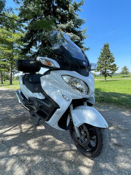 Suzuki burgman 650