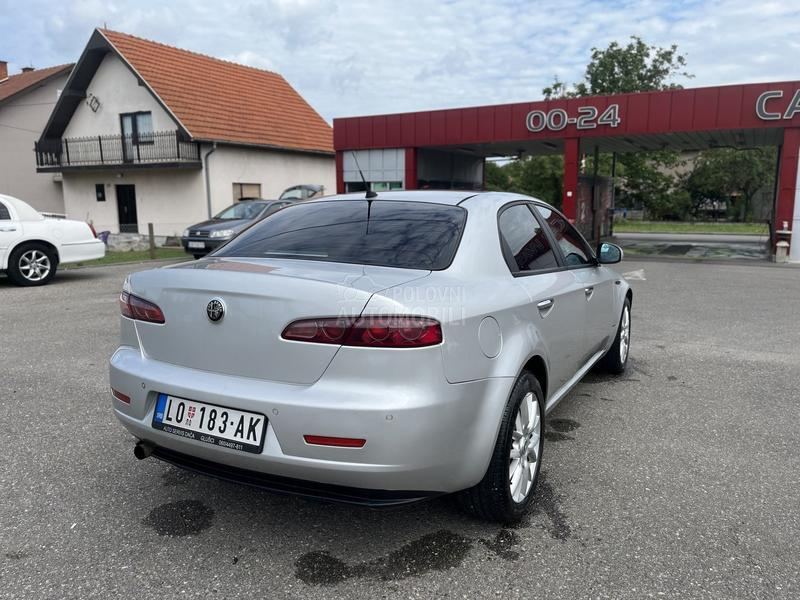 Alfa Romeo 159 