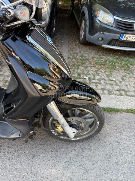 Piaggio Beverly Cruiser 500