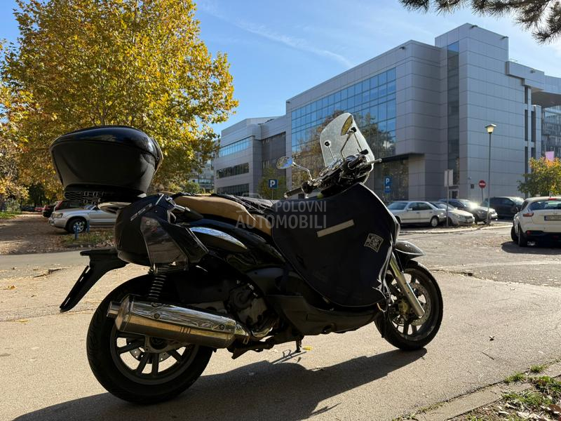 Piaggio Beverly Cruiser 500