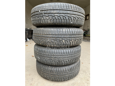 Hankook 215/70 R16 Zimska