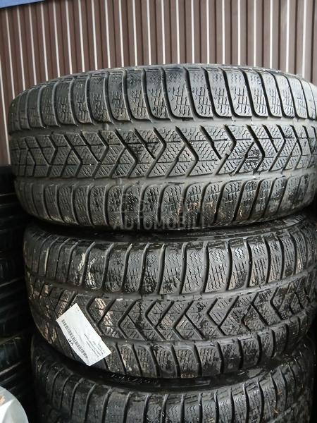 Pirelli 245/50 R18 Zimska