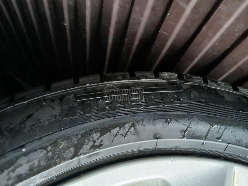 Pirelli 245/50 R18 Zimska