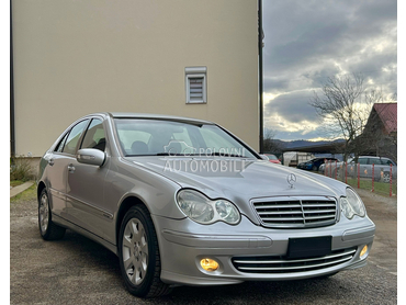 Mercedes Benz C 220 ELEGANCE/NAVl/AUTOM.