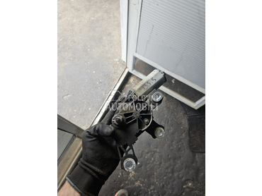 Motoric Brisaca za Volkswagen Passat B5.5