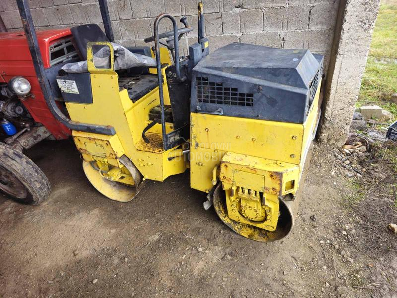 BOMAG BW90AD