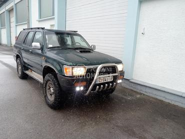 Toyota 4Runner DETALJI U TEKSTU