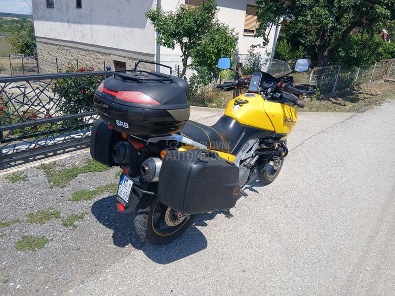 Suzuki 1000 k3 DL