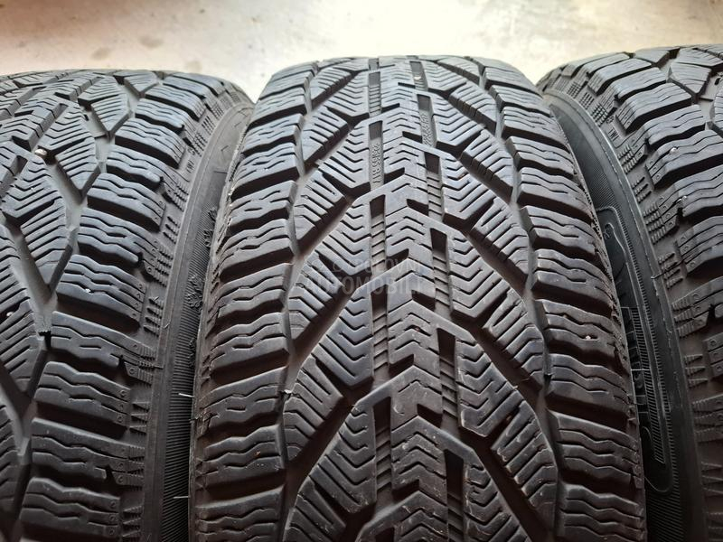 Tigar 225/55 R17 Zimska