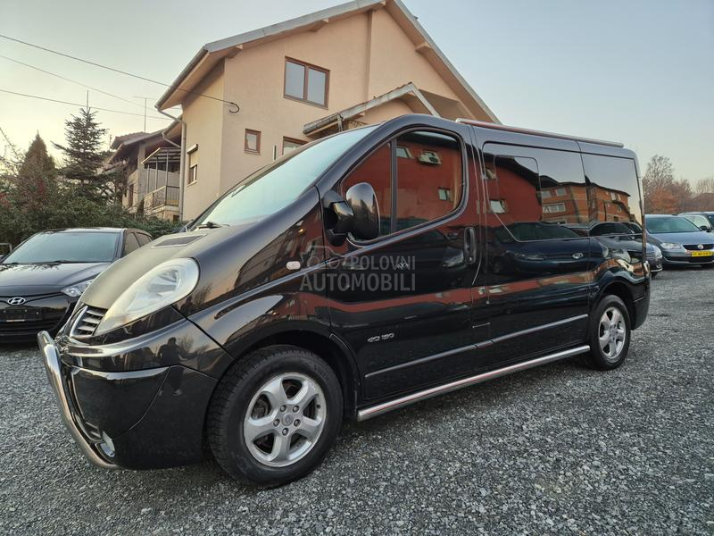 Renault Trafic 2.5 CDTI  PASSENGER