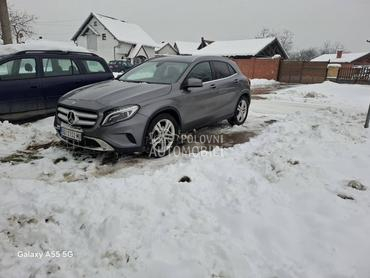 Mercedes Benz GLA 200 gla 200