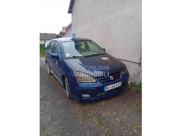 Suzuki Liana 