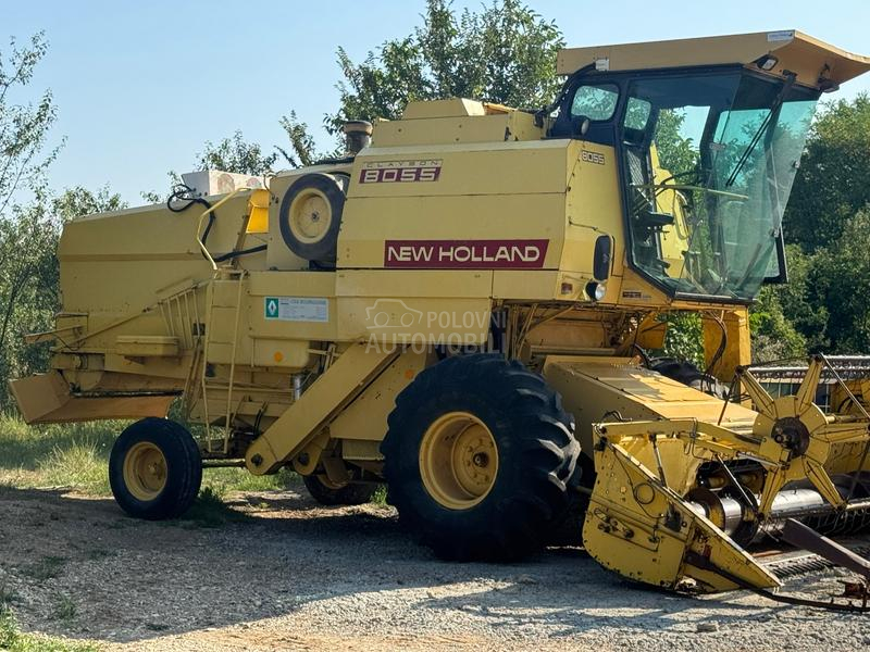 New Holland 8055