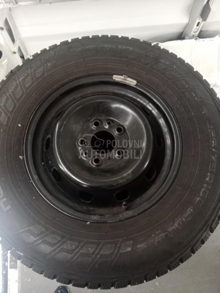 Nokian 225/75 R16 Sve sezone