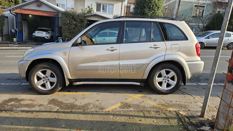 Toyota RAV 4 