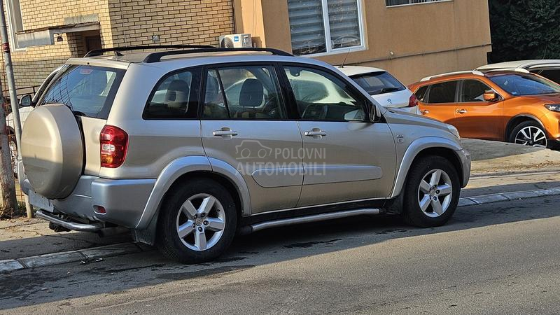 Toyota RAV 4 