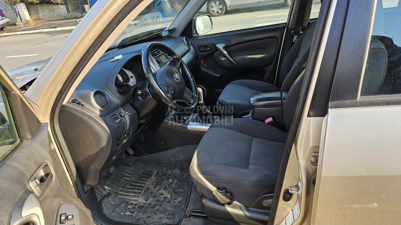 Toyota RAV 4 