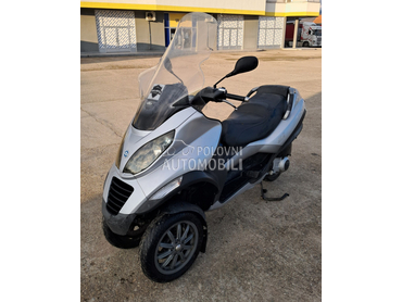 Piaggio Mp3