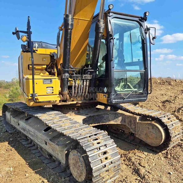 CAT 323 F