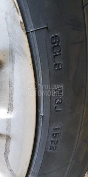 Bridgestone 235/65 R17 Zimska