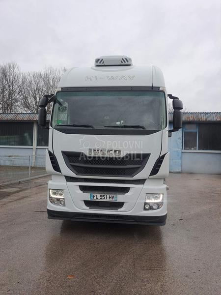 Iveco tegljac