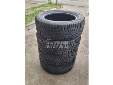 Kumho 225/60 R17 Zimska