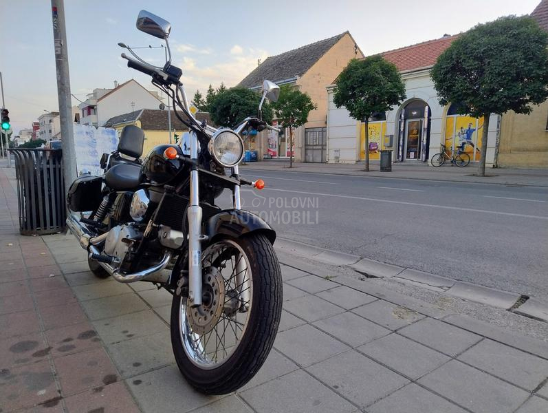 Honda Shadow VT125