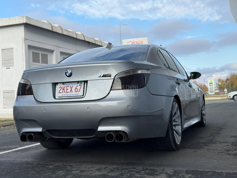 BMW M5 