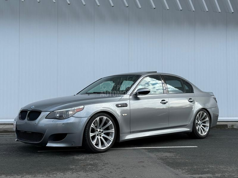 BMW M5 