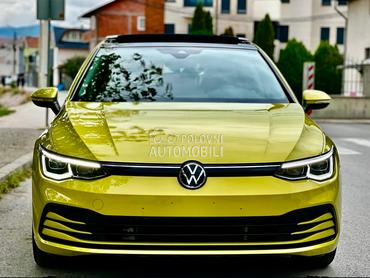 Volkswagen Golf 8 IQ light panor