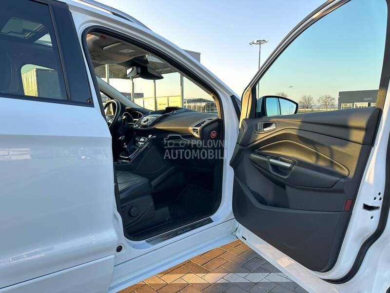 Ford Kuga Titanium S