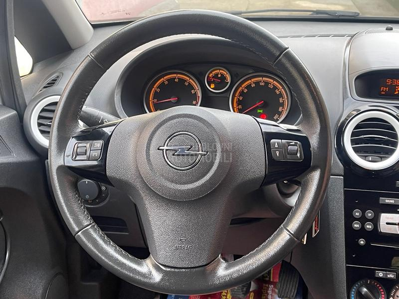 Opel Corsa D 1.4 OPC / CH /