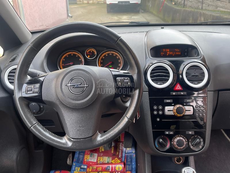Opel Corsa D 1.4 OPC / CH /