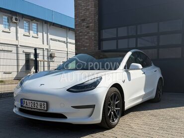 Tesla Model 3 Long Range/AWD