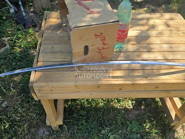 lajsna gepek vrata 8r za Audi Q5