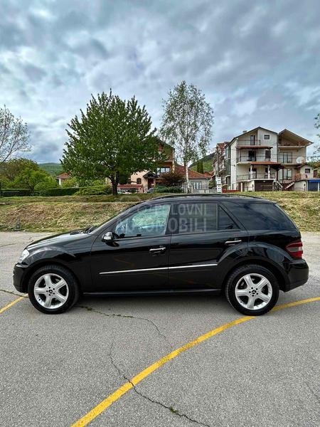 Mercedes Benz ML 320 