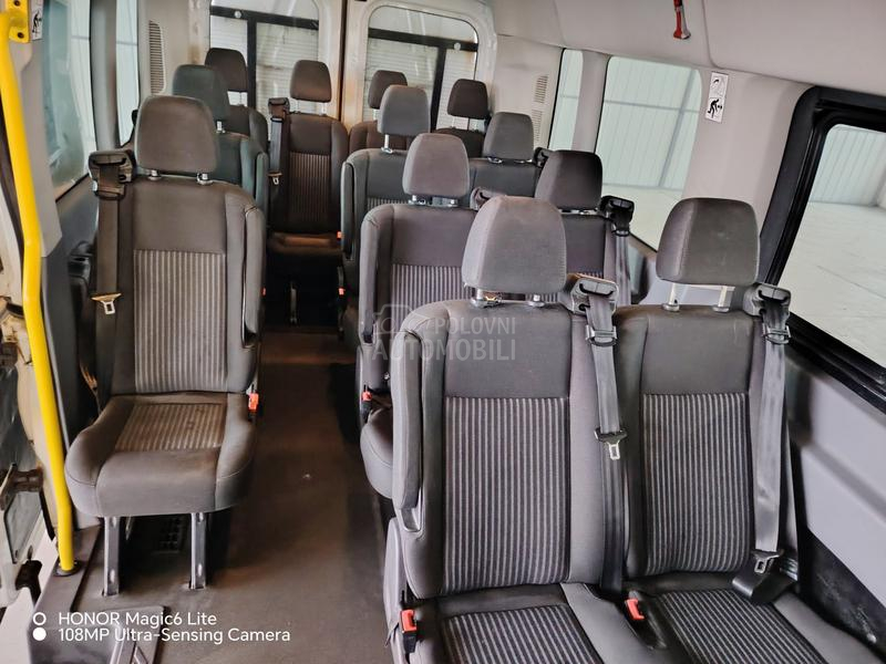 Ford Transit 14 Mesta